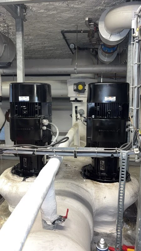 Pompe d'eau glacée Grundfos TPD 150-220 remise en état par Motralec pour Energilec (Colombes, 92)